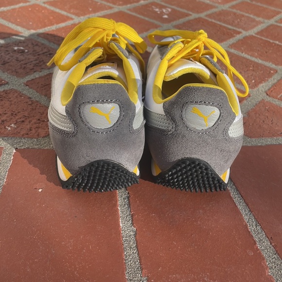 Puma Speeder Sneakers - White, Gray, Yellow Sz 8 - Picture 3 of 3